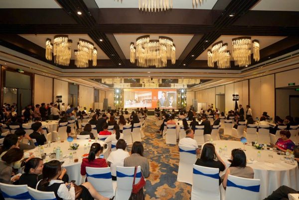 Căn hộ trung tâm hướng biển: Giá trị kép từ tận hưởng đến tích sản