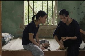 'Căn nhà không mái che' tập 2: Hạnh bán số vàng phòng thân để cứu chồng