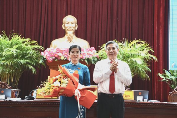 Cần Thơ bầu bổ sung 1 nữ Ủy viên UBND thành phố