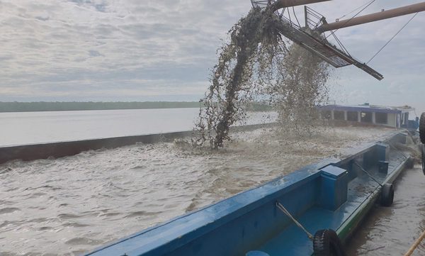 Cần Thơ cho phép dùng cát biển san lấp trong vùng nước ngọt