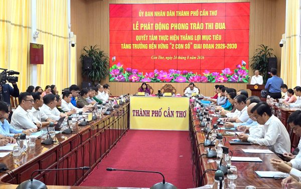 Cần Thơ phát động phong trào thi đua, quyết tâm tăng trưởng ‘2 con số’