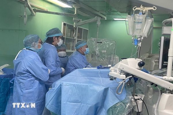 Cần Thơ tháo gỡ điểm nghẽn, nâng cao chất lượng chăm sóc sức khỏe nhân dân