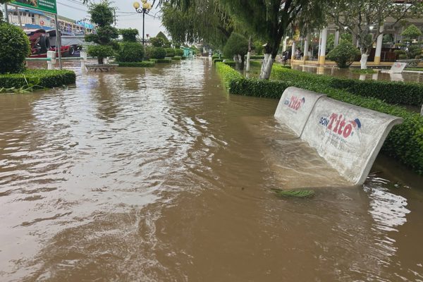 Cần Thơ tính xây loạt âu thuyền, chặn nước sông tràn vào phố