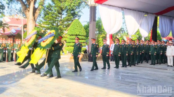 Cần Thơ truy điệu, an táng 38 hài cốt liệt sĩ