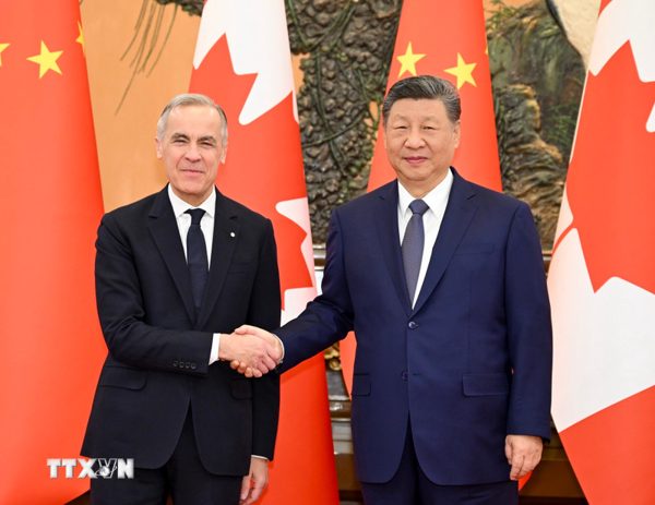 Canada và Trung Quốc nối lại đối thoại quốc phòng sau hơn 8 năm