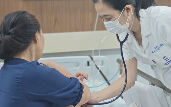 Cảnh báo nguy cơ đồng nhiễm phế cầu khuẩn và vi rút hô hấp mùa tựu trường