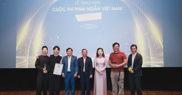 'Cánh đồng trắng' thắng lớn, NSND Hồng Vân bất ngờ khi được vinh danh tại Vietnamese