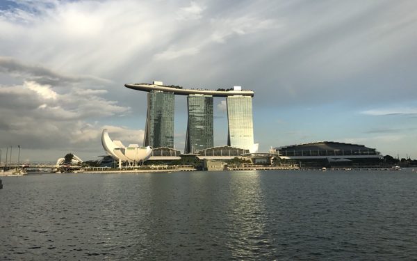 Cảnh giác bẫy lừa đảo mạng khi du lịch Singapore