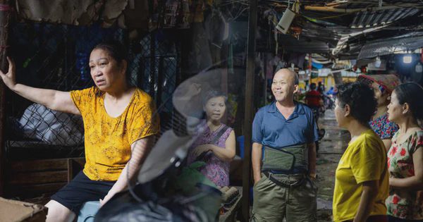Cảnh tượng tại chợ Kim Liên sau hơn 30 năm hoạt động, gần 200 tiểu thương phải dọn đi: “Ở đây còn gắn bó hơn ở nhà”