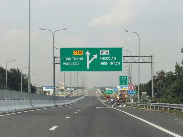 Cao tốc Bến Lức – Long Thành chính thức thông xe toàn tuyến