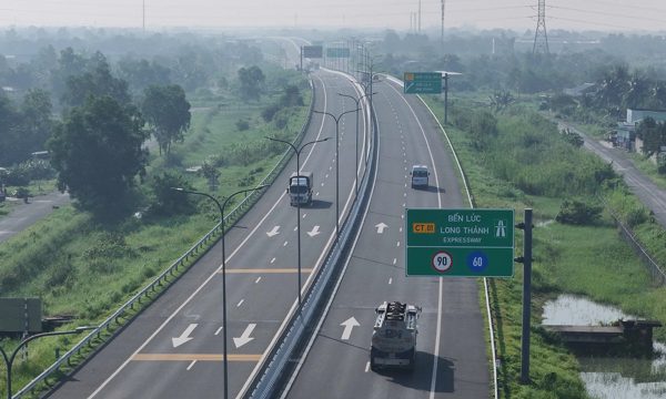 Cao tốc Bến Lức - Long Thành mở đường cho nông sản, du lịch miền Tây