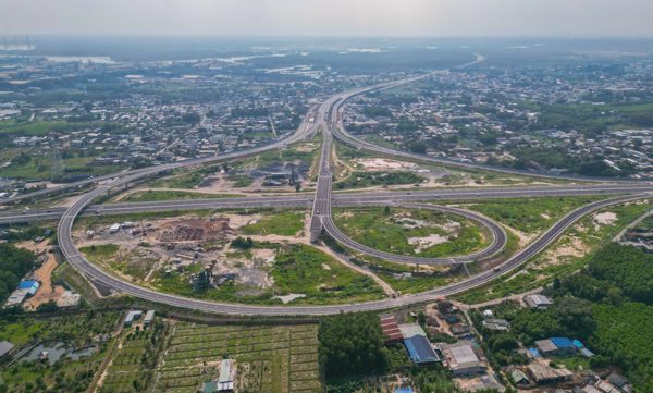 Cao tốc Bến Lức - Long Thành và Biên Hòa - Vũng Tàu chưa thể nối thông