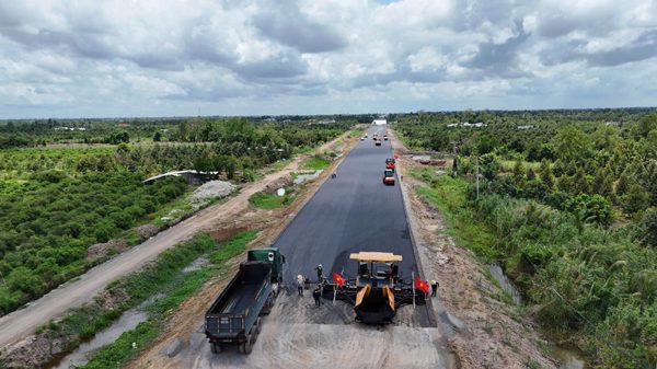 Cao tốc Cao Lãnh - An Hữu bứt tốc về đích