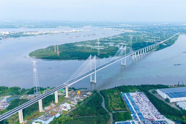 Cao tốc gần 29.600 tỷ thông xe toàn tuyến từ 1/10