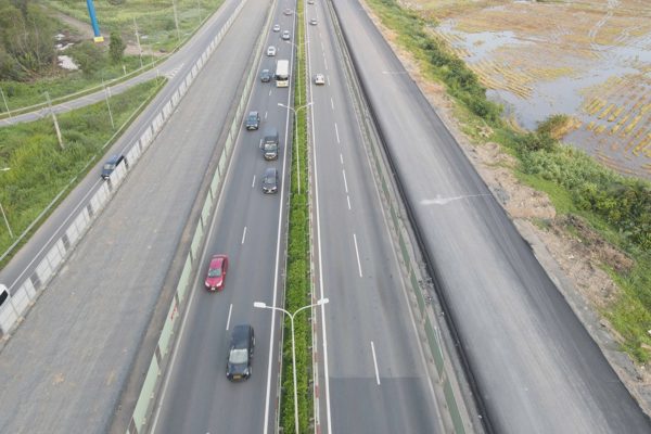 Cao tốc hướng về TPHCM thông thoáng chiều 2/9