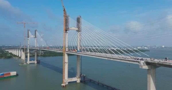 Cấp tốc đưa cao tốc Bến Lức - Long Thành về đích
