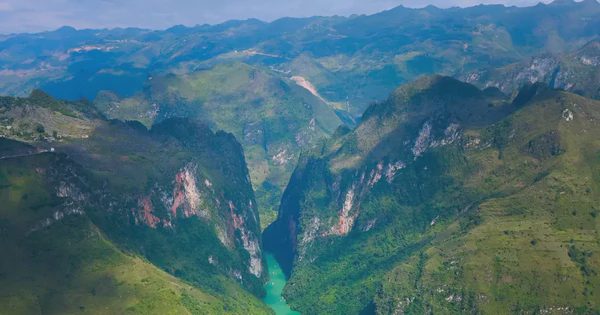 Cáp treo Mã Pì Lèng sẽ phá vỡ cảnh quan 'độc nhất vô nhị' Hà Giang Loop?