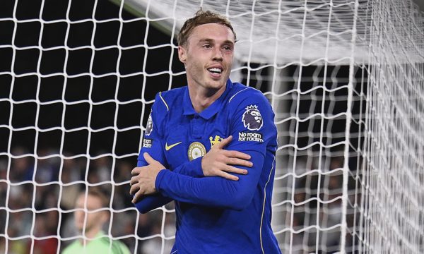 Carragher: 'Palmer có thể giúp Chelsea đua vô địch với Arsenal'