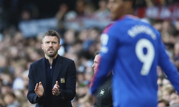 Carrick bác bỏ quan điểm của Cunha