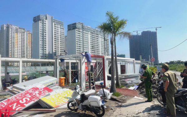 Cắt điện, nước công trình vi phạm ở TP.HCM, giải pháp mạnh để 'trị' điểm nóng