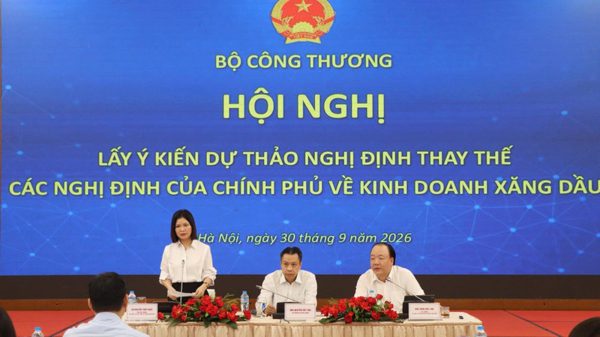 Cắt giảm tầng nấc trung gian, trao thêm quyền cho doanh nghiệp xăng dầu