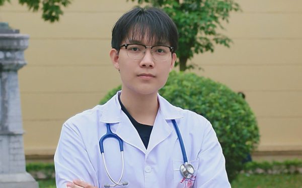 Cậu học trò Nghệ An chọn trường làng, 6 năm sau thành thủ khoa bác sĩ nội trú