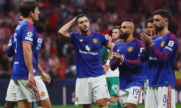 Cầu thủ Man Utd hủy tiệc tối vì chuỗi trận ảm đạm