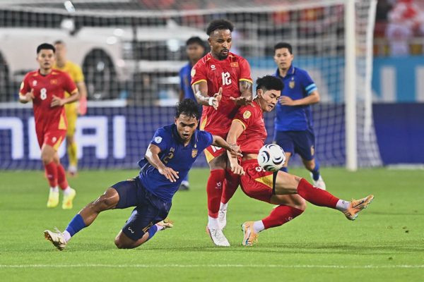CĐV Đông Nam Á bình luận "đội hình A" của Thái Lan dự FIFA Asean Cup