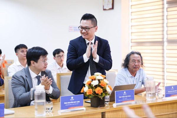 CEO Cenvi chia sẻ bài toán chuyển đổi hộ kinh doanh lên doanh nghiệp