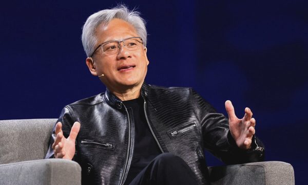 CEO Nvidia: Nên đóng cửa phòng thí nghiệm không kiểm soát được AI