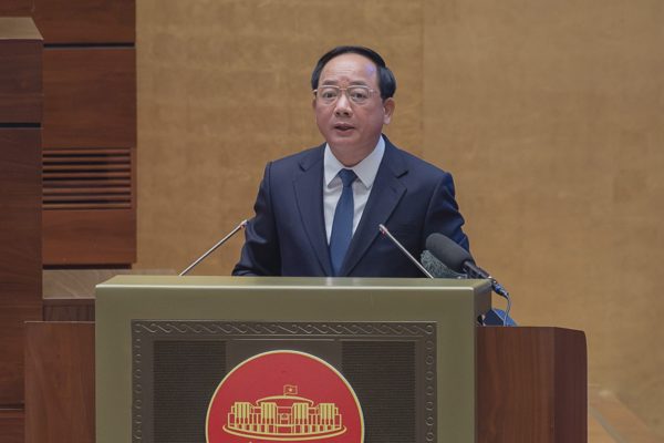 “Chậm nhịp cung cấp tin chính thống, tin đồn sẽ lấp đầy khoảng trống”