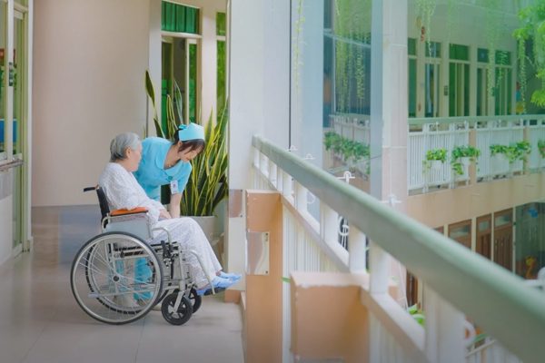 Chăm sóc giảm nhẹ chỉ dành cho người bệnh ung thư giai đoạn cuối?