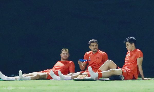 Chấn thương đe doạ Việt Nam trước tranh giải Ba FIFA ASEAN Cup