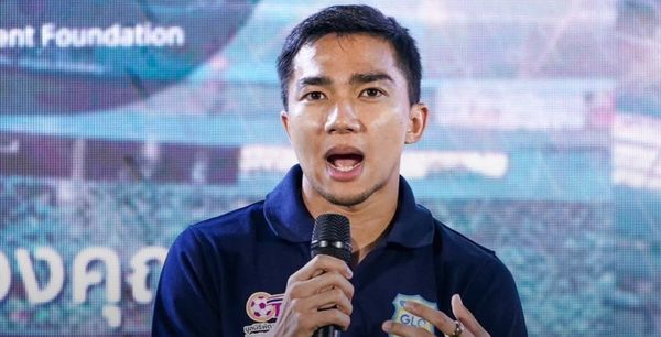 Chanathip tuyên bố 'đánh bại tuyển Việt Nam để vực dậy bóng đá Thái Lan'