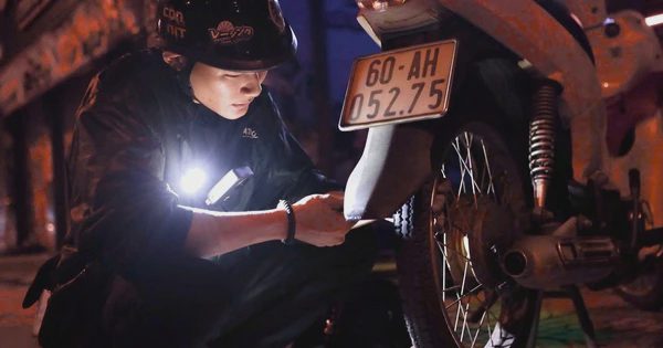 Chàng trai 24 tuổi rong ruổi xuyên đêm sửa xe miễn phí cho người lỡ đường
