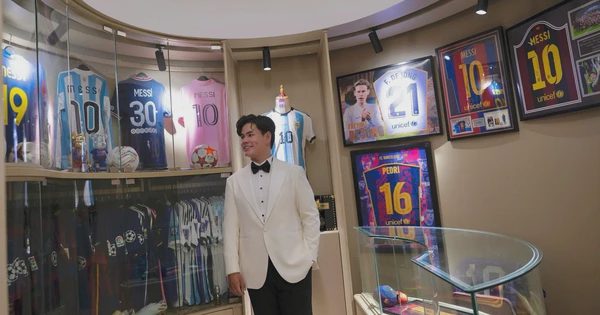Chàng trai gây choáng khi chi gần 3 tỉ đồng sở hữu các vật phẩm của Messi
