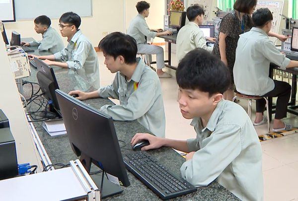 Chất lượng nhân lực và cơ chế đặt hàng: Chìa khóa cho tăng trưởng bền vững