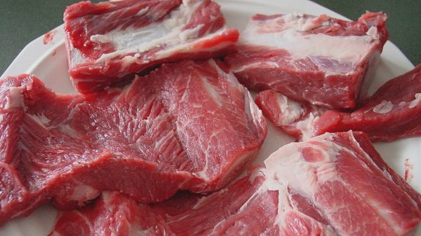 Chất tạo nạc Salbutamol trong thịt lợn có thể gây biến chứng tim mạch, huyết áp