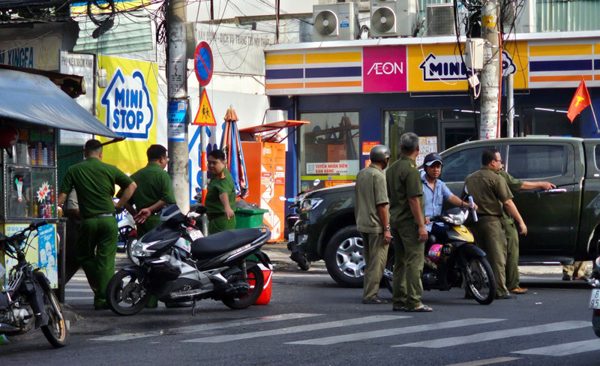 Cháy khách sạn ở TPHCM, hai khách thuê phòng tử vong