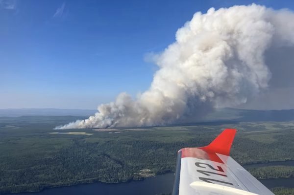 Cháy lớn tại căn cứ quân sự Canada gây nhiều thương vong