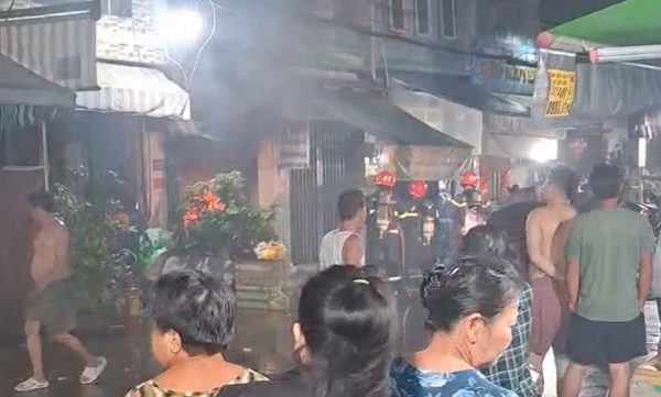 Cháy nhà ở TPHCM, cụ bà 81 tuổi tử vong khi tìm đường thoát hiểm