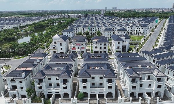 Chỉ 500 biệt thự liền kề sơ cấp có người mua