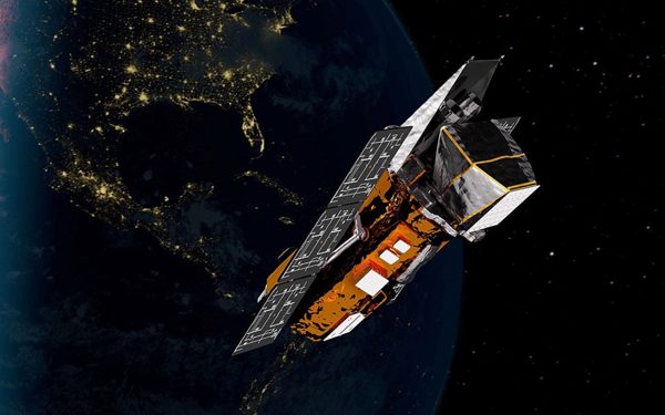 Chỉ còn 15km, tàu robot vẫn không thể cứu kính thiên văn NASA