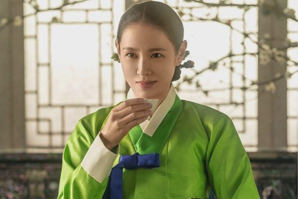 “Chị đẹp” Son Ye Jin nói lý do tham gia phim cổ trang 19+