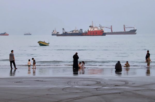Chiến sự Iran thay đổi kinh tế toàn cầu thế nào?