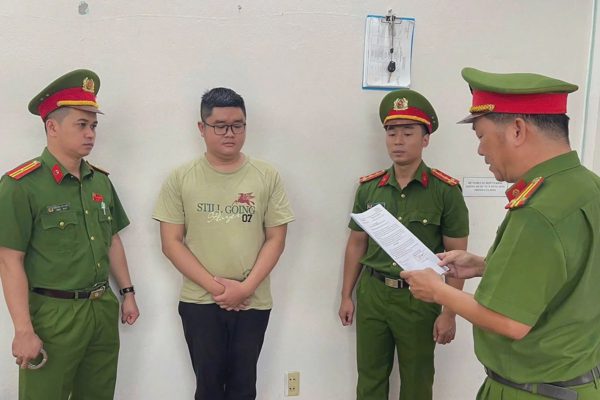 Chiêu trò "vay đi vay lại" của cựu nhân viên ngân hàng