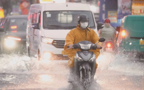 Chiều và tối nay miền Tây, TP.HCM, Tây Ninh vẫn còn mưa to