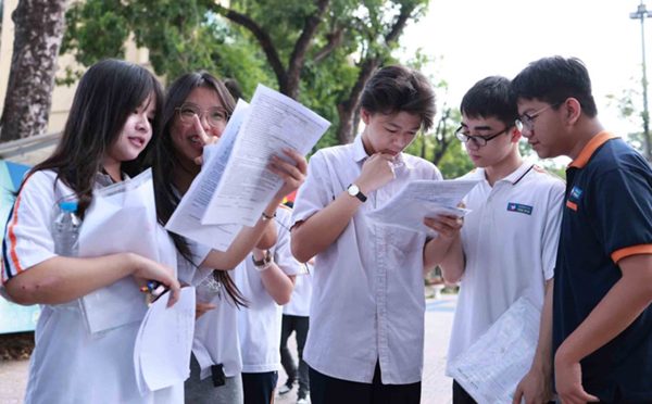 Chính phủ: Báo cáo phương án đổi mới thi, kiểm tra, tuyển sinh trong tháng 9