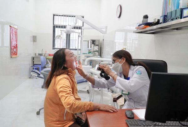 Chính sách thu hút nhân lực y tế ở TPHCM có gì mới?