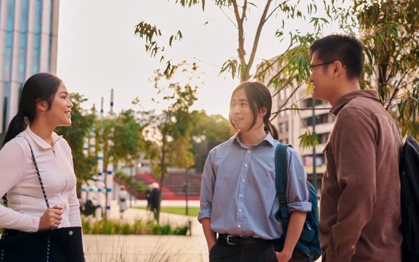 Chính sách visa, chi phí khiến du học Úc mất điểm